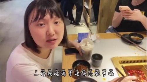 瓜妈二姐吃酱油视频在线观看,一场味蕾的酱油盛宴